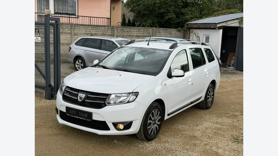DACIA Logan -