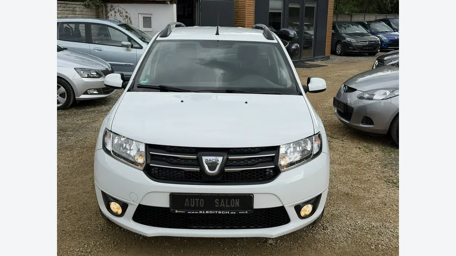 DACIA Logan -