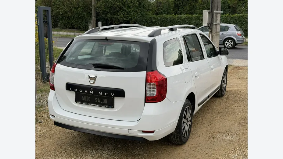 DACIA Logan -