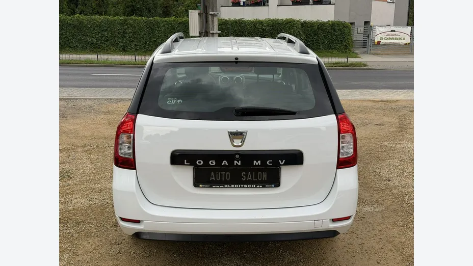 DACIA Logan -