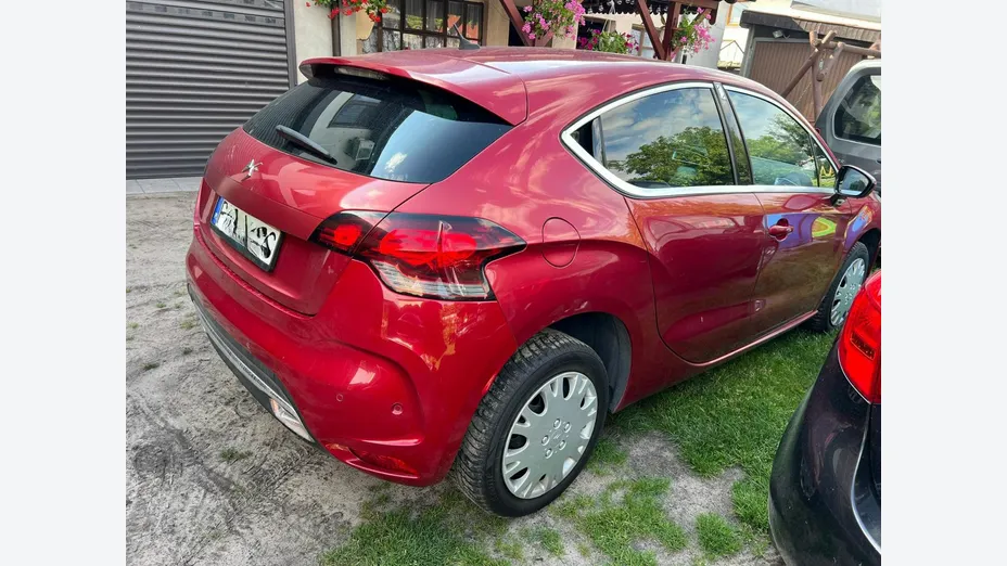 CITROEN DS4 -