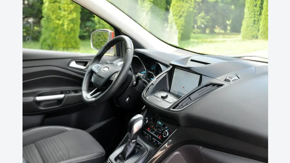 FORD Kuga -