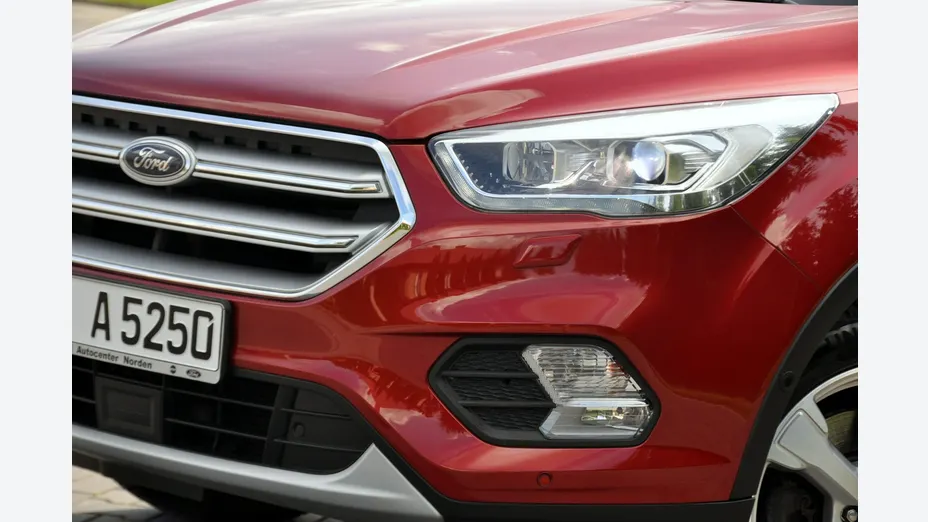 FORD Kuga -