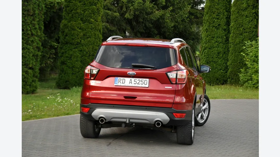 FORD Kuga -