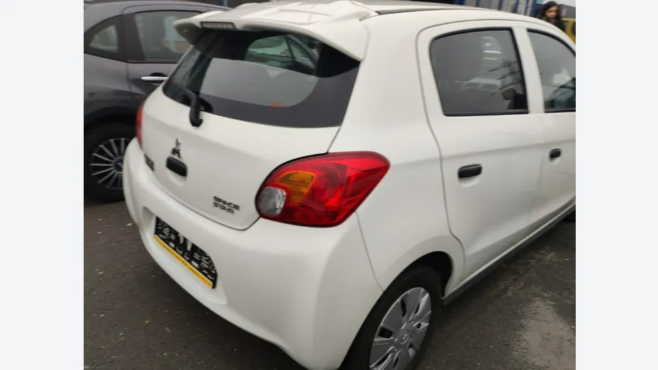 MITSUBISHI Space Star -