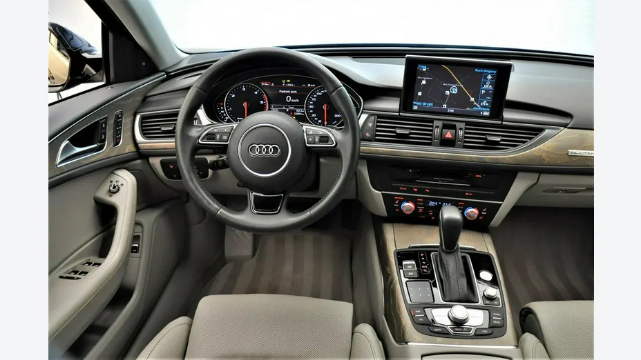 AUDI A6 Avant -