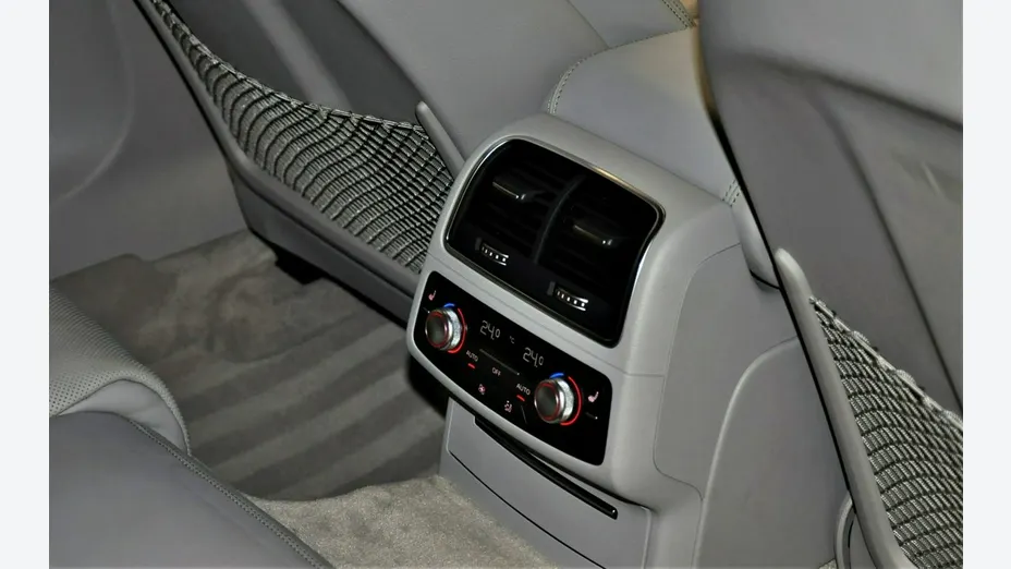 AUDI A6 Avant -