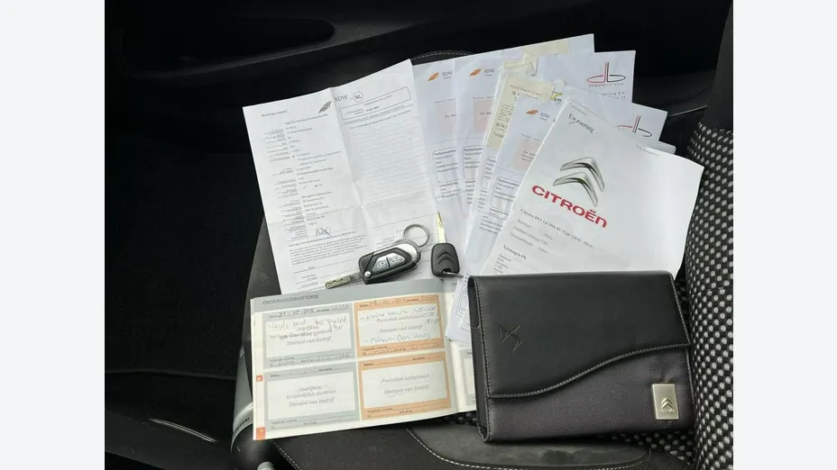 CITROEN DS3 -
