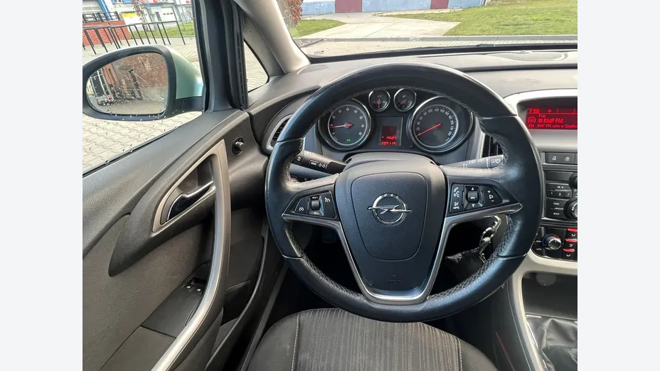 OPEL Astra -