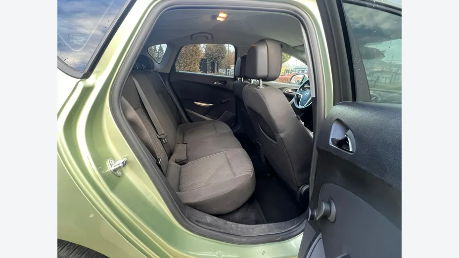 OPEL Astra -