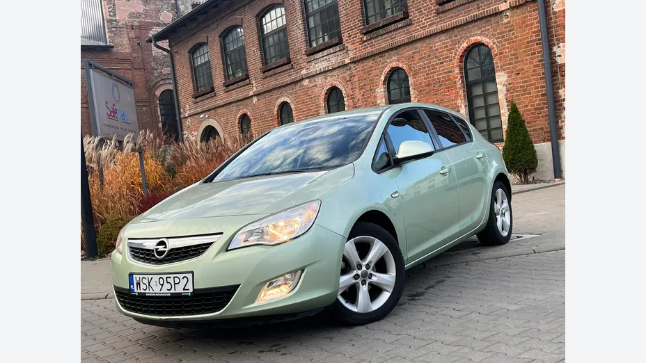 OPEL Astra -