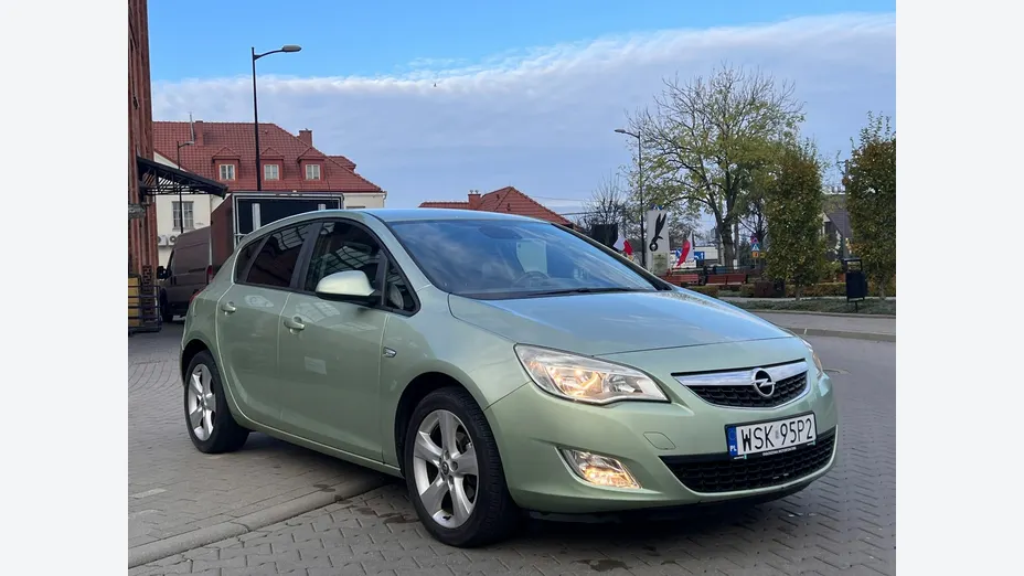OPEL Astra -
