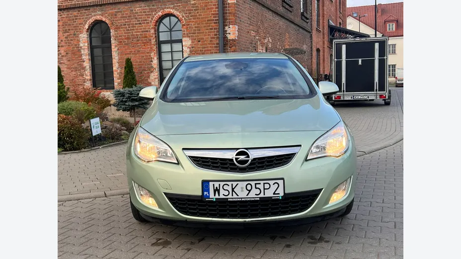 OPEL Astra -