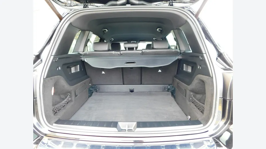MERCEDES-BENZ GLB -