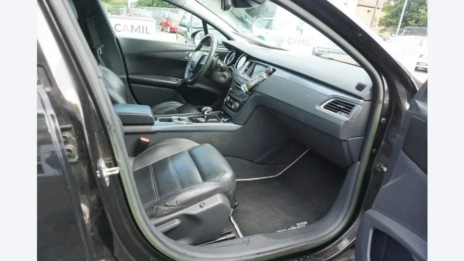 PEUGEOT 508 -