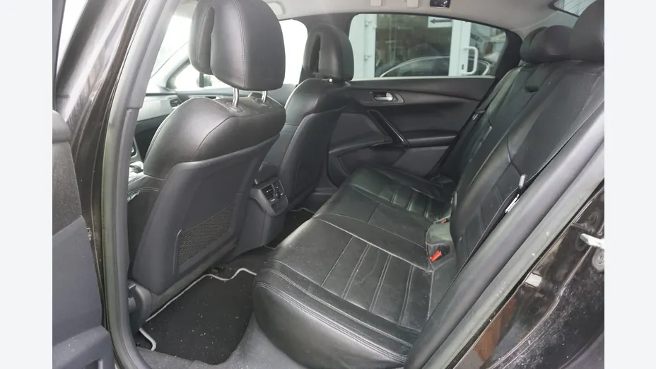 PEUGEOT 508 -
