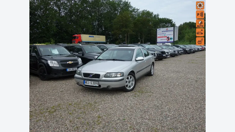 VOLVO S60 -