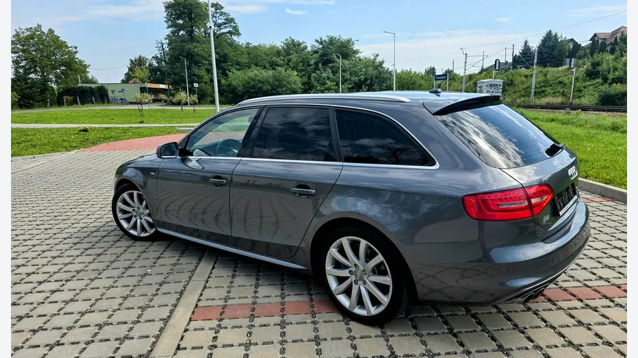 AUDI A4 Avant -