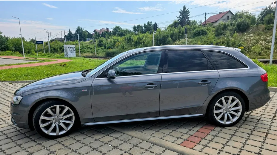 AUDI A4 Avant -