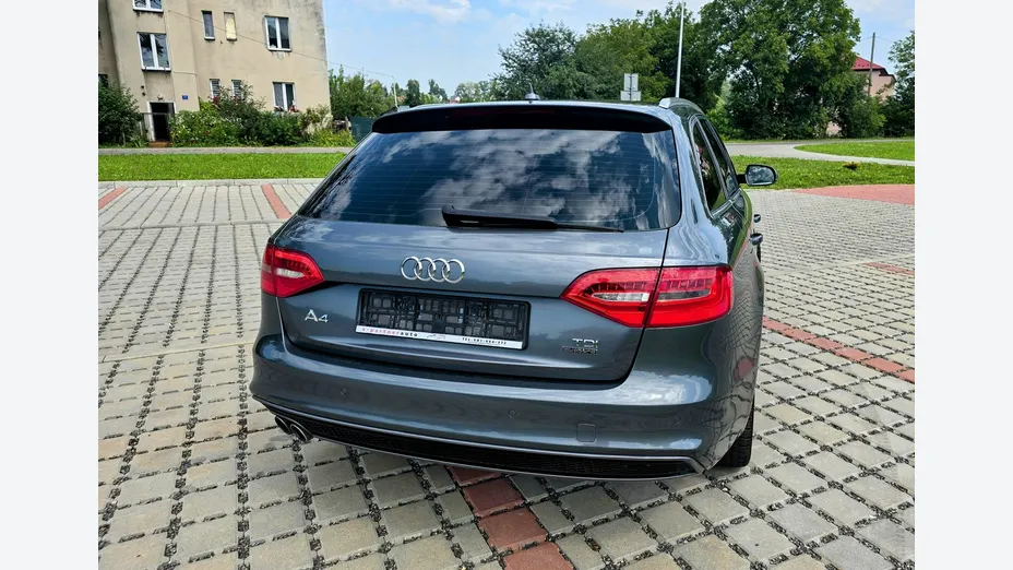 AUDI A4 Avant -