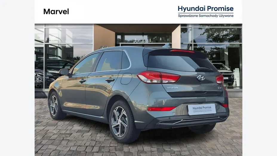 HYUNDAI i30 -
