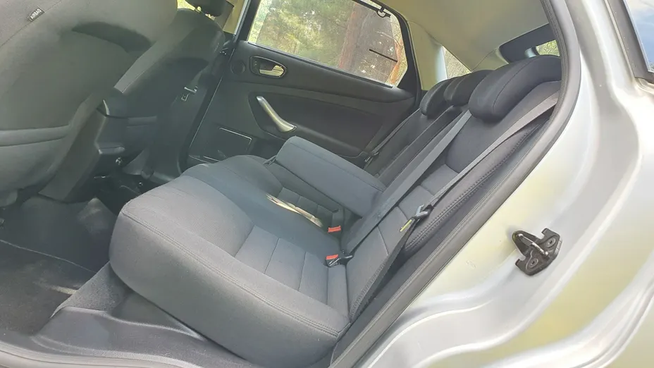 FORD Mondeo -