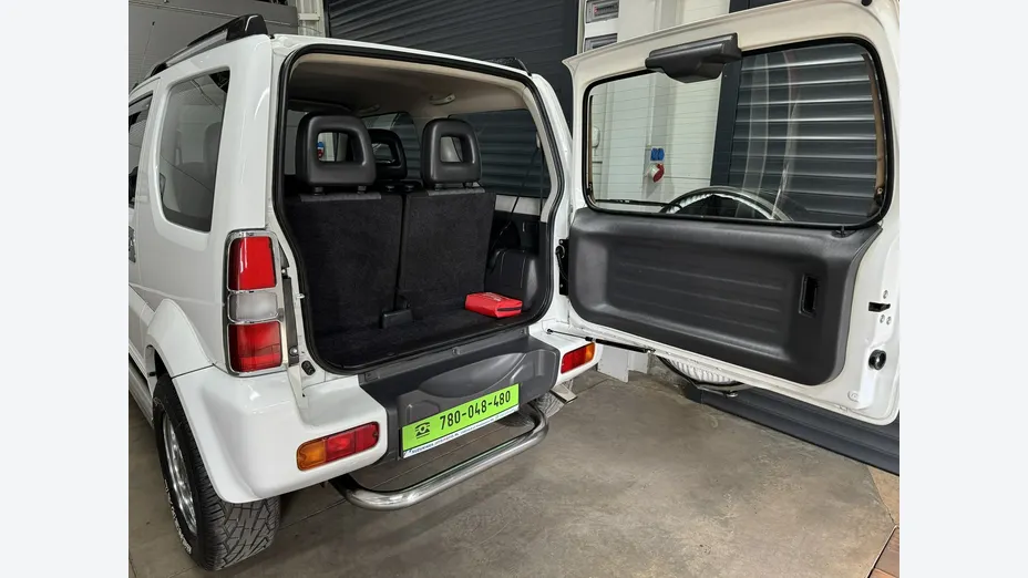 SUZUKI Jimny -
