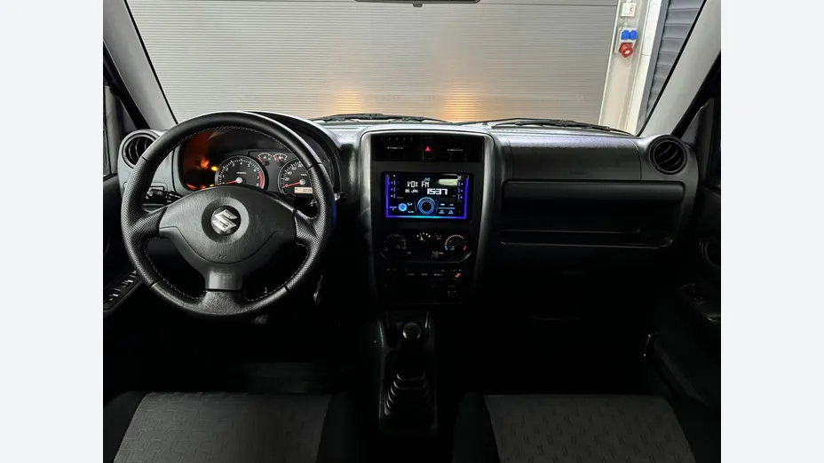 SUZUKI Jimny -