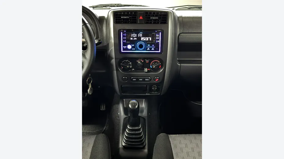 SUZUKI Jimny -