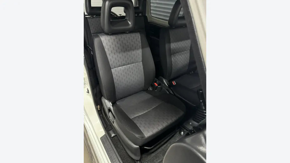 SUZUKI Jimny -