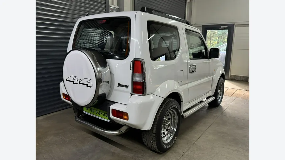 SUZUKI Jimny -
