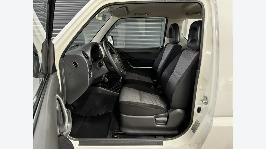 SUZUKI Jimny -