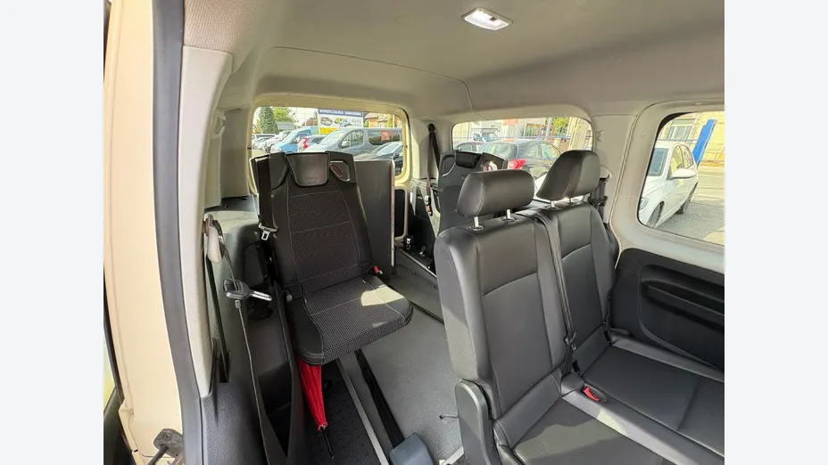 VOLKSWAGEN Caddy -