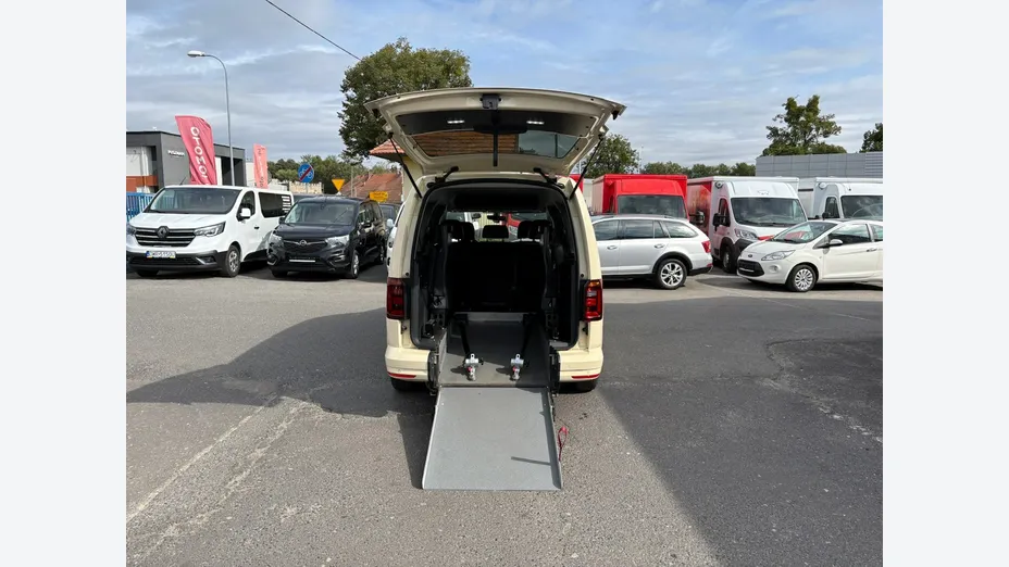 VOLKSWAGEN Caddy -