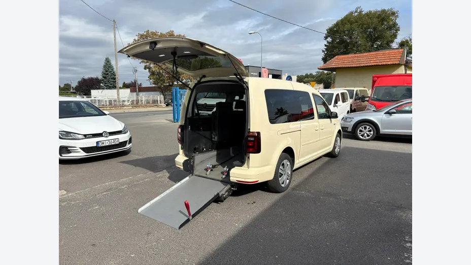 VOLKSWAGEN Caddy -