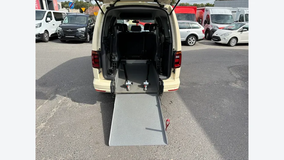 VOLKSWAGEN Caddy -