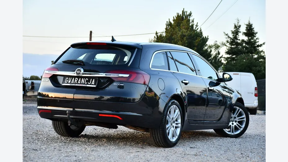 OPEL Insignia -