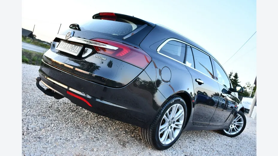 OPEL Insignia -