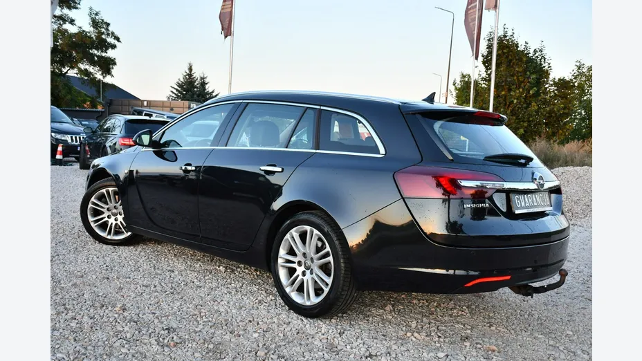 OPEL Insignia -