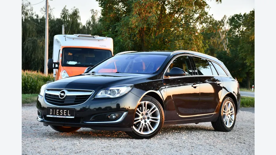 OPEL Insignia -