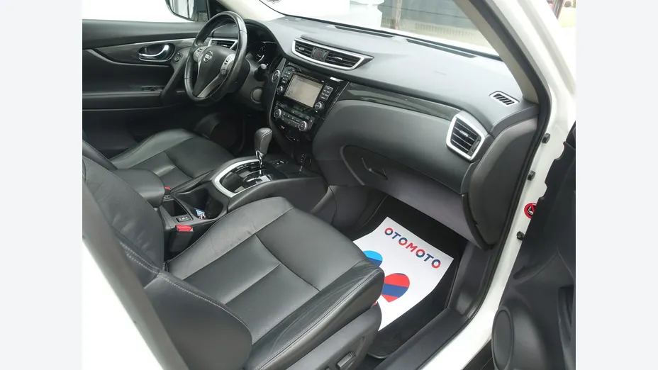 NISSAN X-Trail -