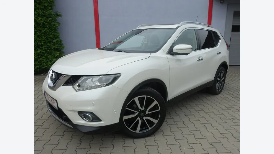 NISSAN X-Trail -