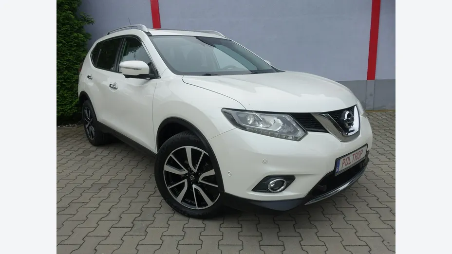 NISSAN X-Trail -