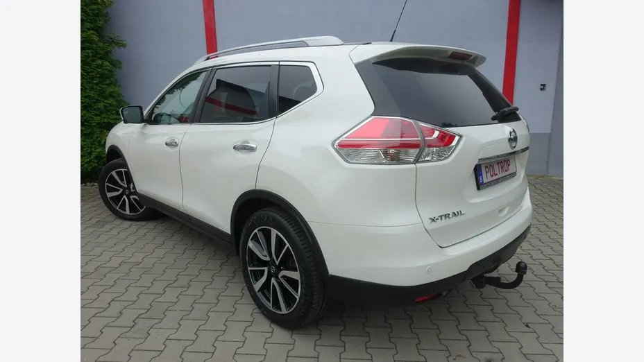 NISSAN X-Trail -