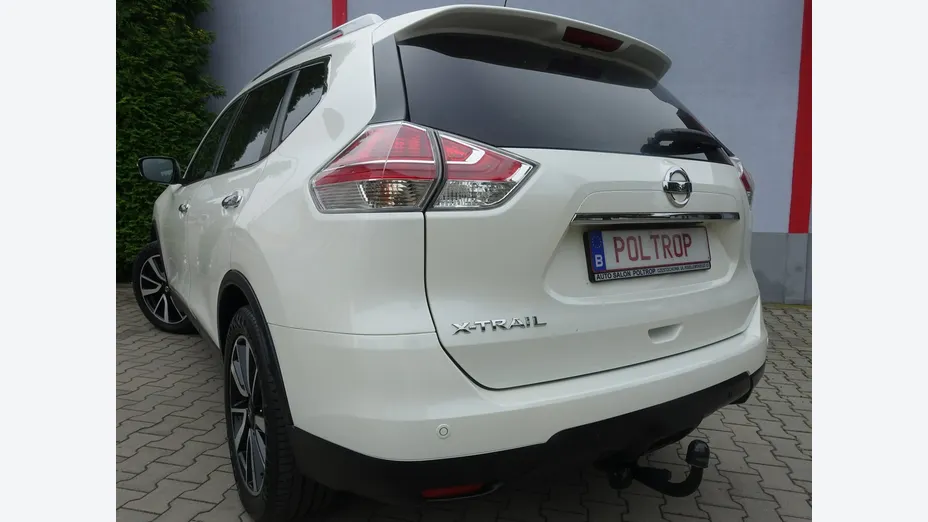 NISSAN X-Trail -