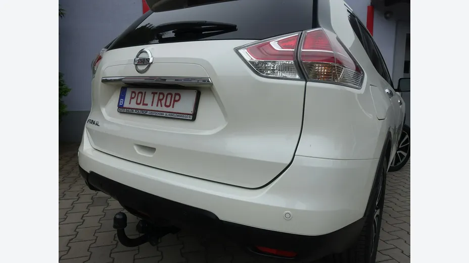 NISSAN X-Trail -