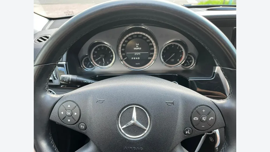 MERCEDES-BENZ E Klasa -
