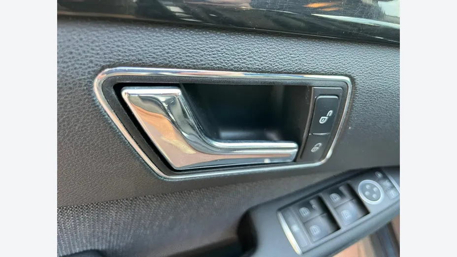 MERCEDES-BENZ E Klasa -