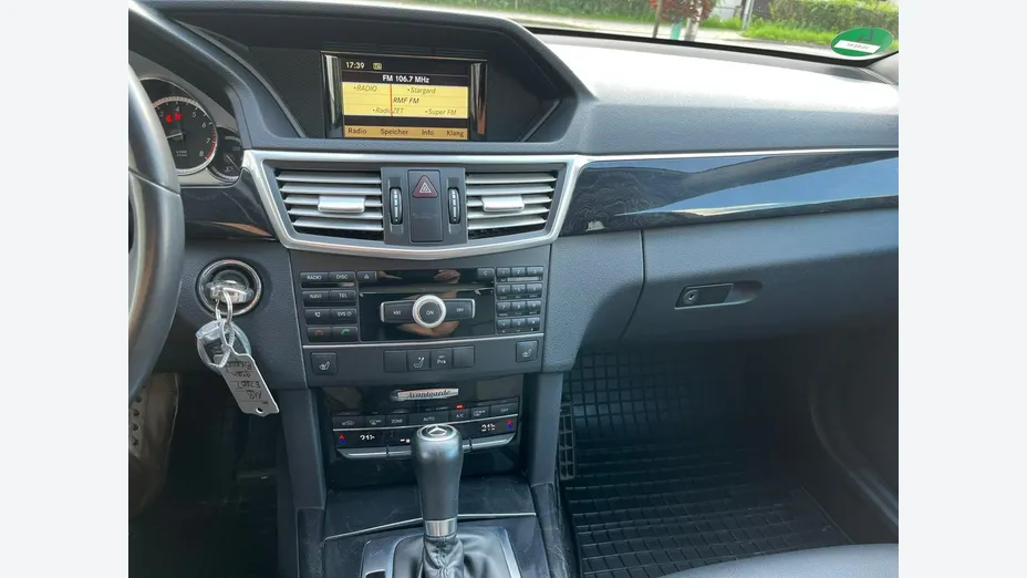 MERCEDES-BENZ E Klasa -