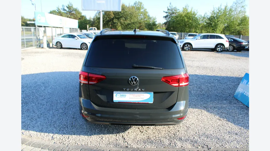 VOLKSWAGEN Touran -